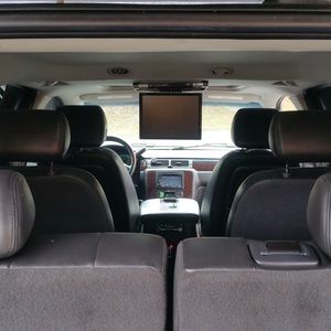 Meet your Posher, Emanuel